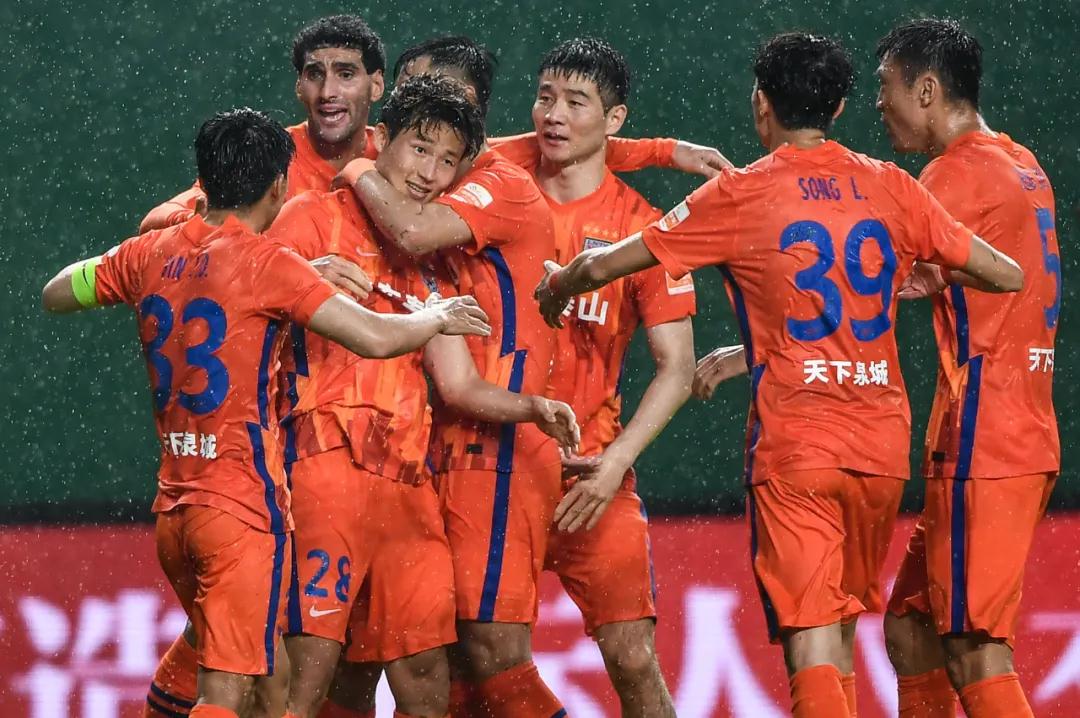 بثمباشرمباراةالبرازيلوالارجنتين365كلماتحتاجمعرفتهعنالمواجهةالأسطورية