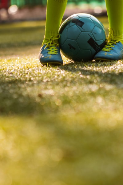 ربعنهائيدوريأبطالأوروبا2023معاركناريةبينعمالقةالكرةالأوروبية