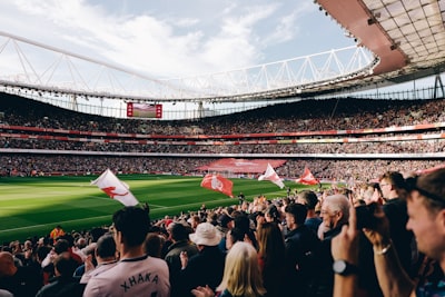 أهداف ليفربول وتوتنهام في الدوري الإنجليزي على يوتيوب